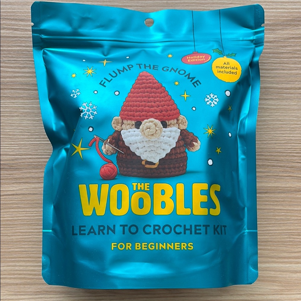 Woobles Flump the Gnome Crochet Kit - Red and White